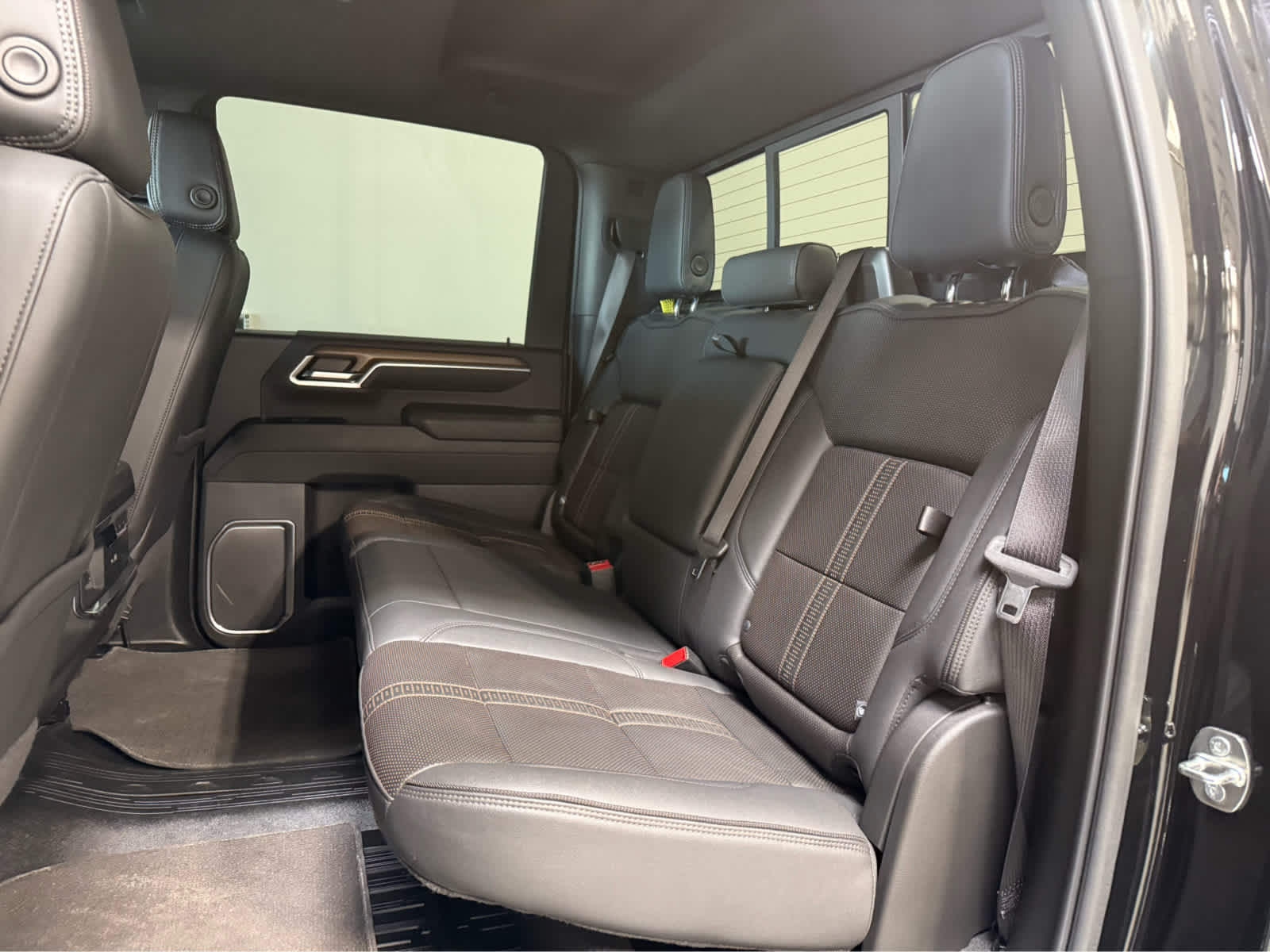 Thumbnail: 2024 Chevrolet Silverado 2500 - 14