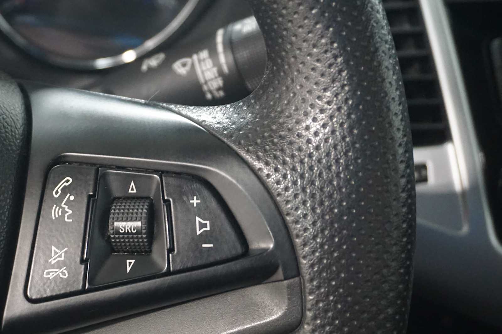 Thumbnail: 2016 Chevrolet Cruze - 25