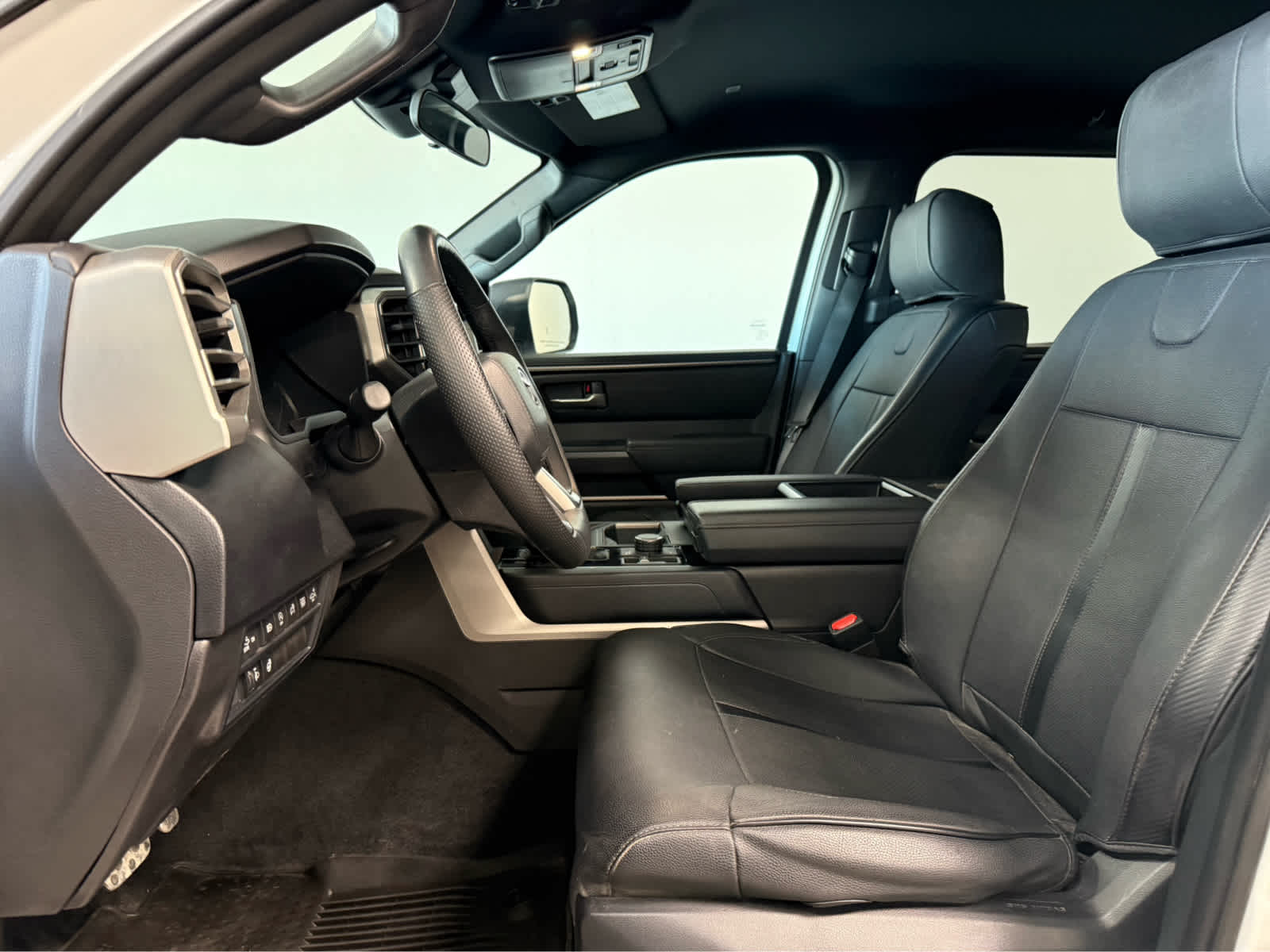 Thumbnail: 2025 Toyota Tundra - 14