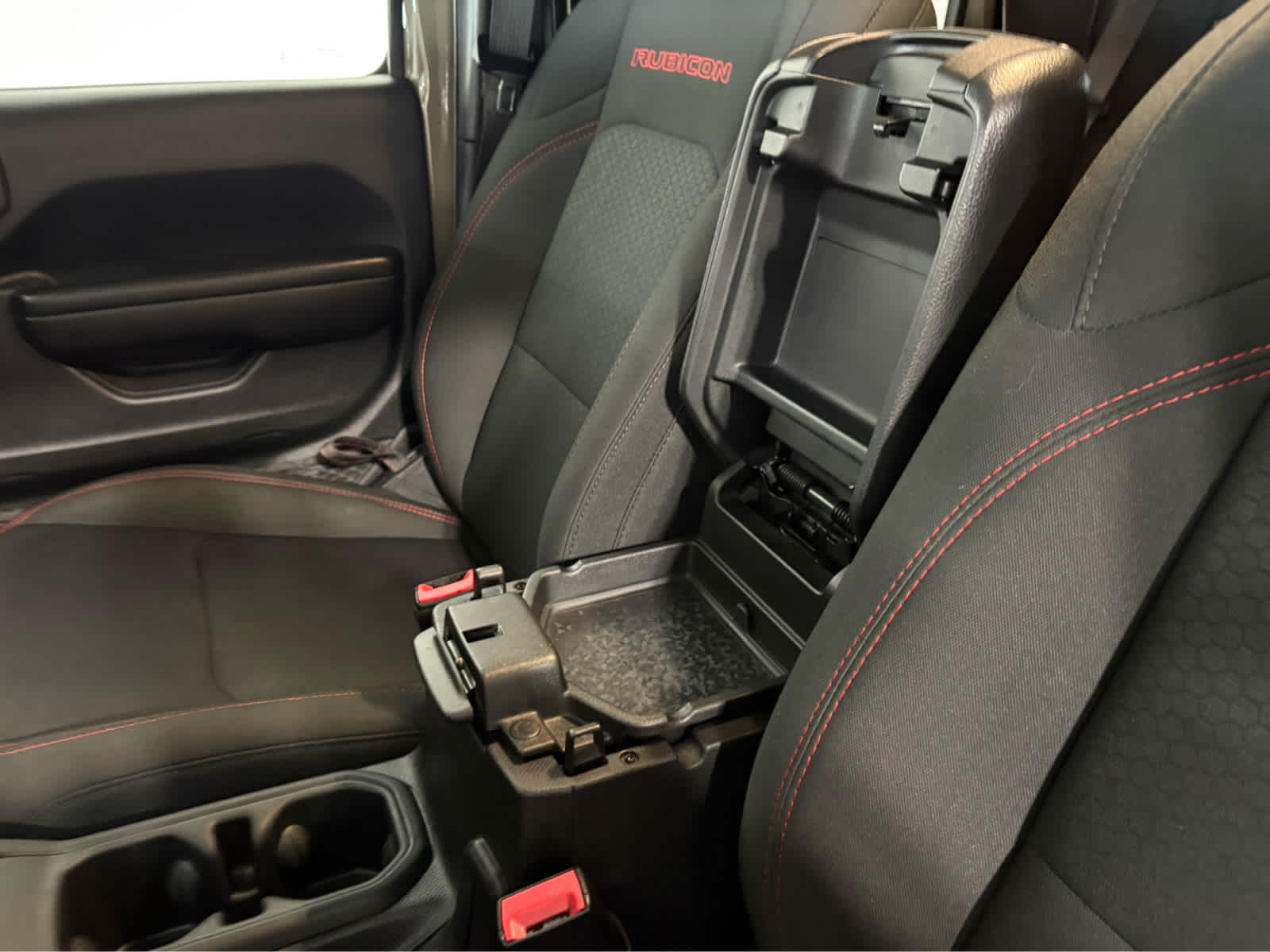 Thumbnail: 2020 Jeep Gladiator - 21