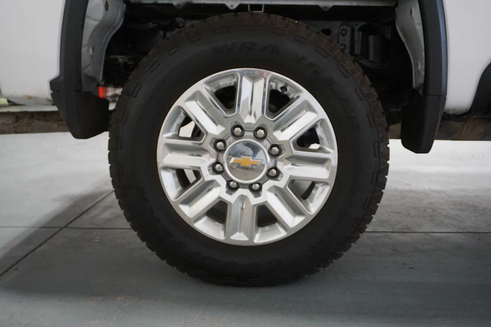 Thumbnail: 2022 Chevrolet Silverado 3500 - 10