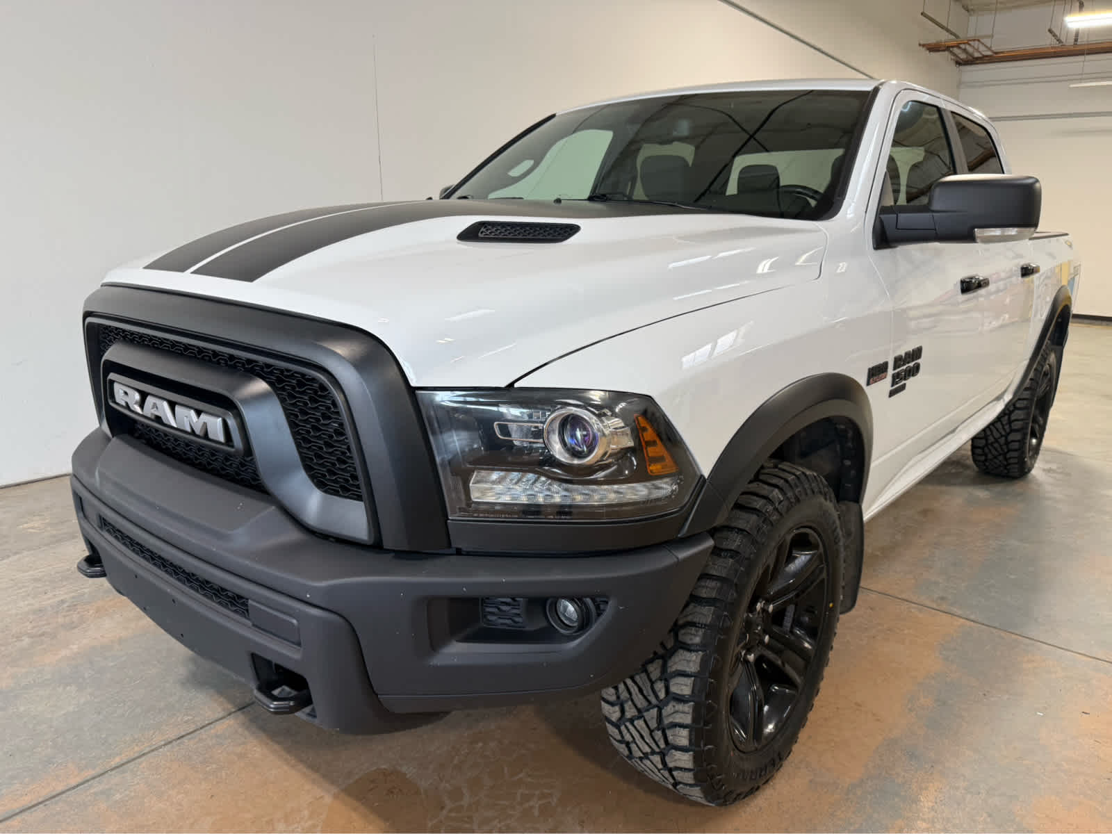 Thumbnail: 2023 RAM 1500 Classic - 1