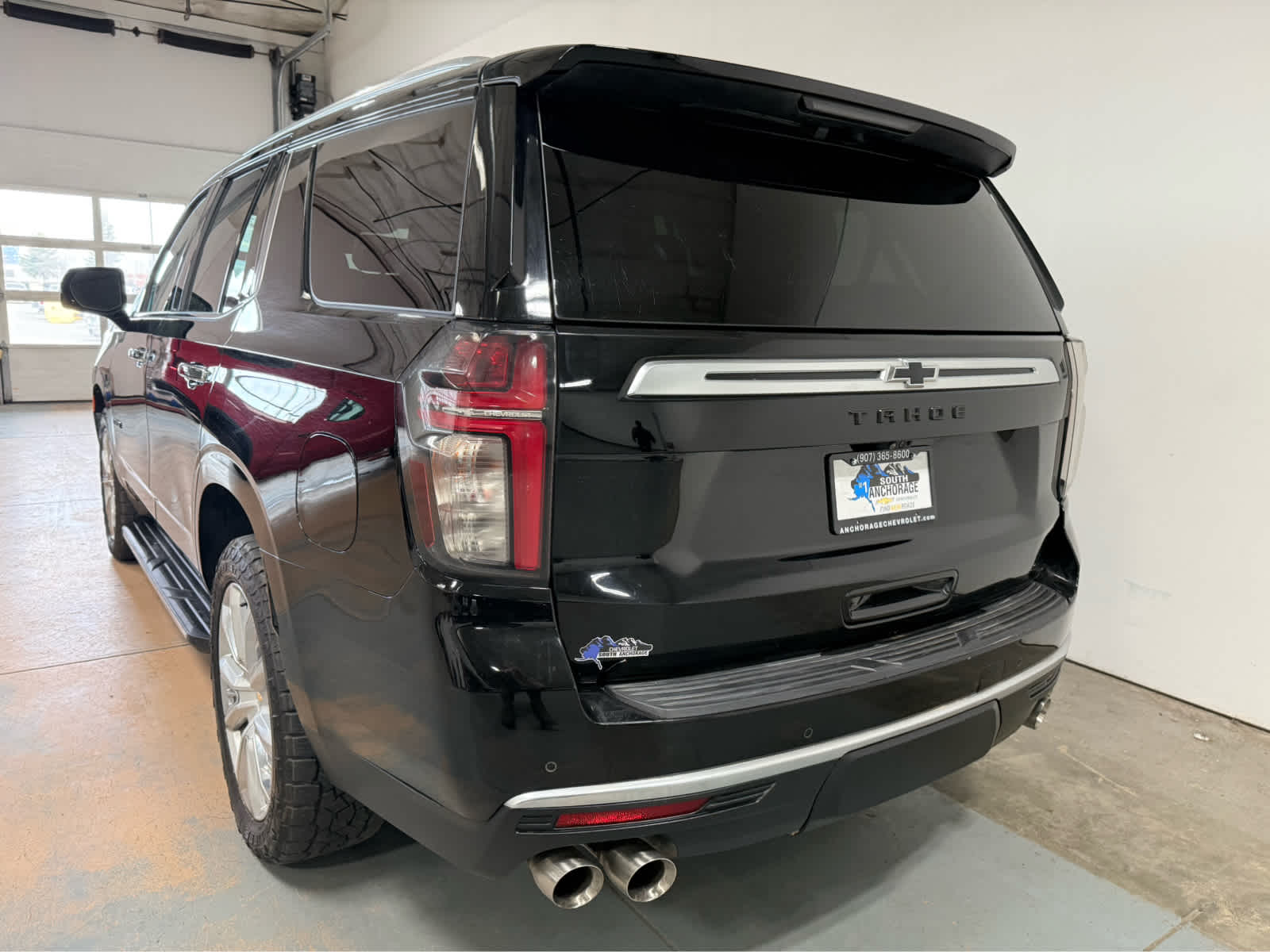 Thumbnail: 2022 Chevrolet Tahoe - 7