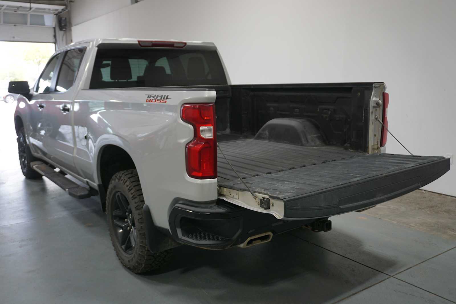 Thumbnail: 2022 Chevrolet Silverado 1500 - 4