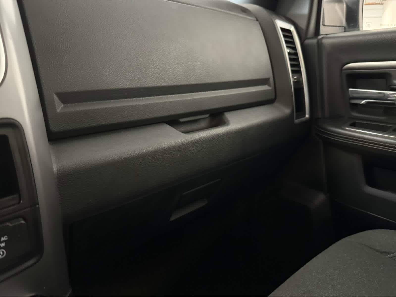 Thumbnail: 2023 RAM 1500 Classic - 20
