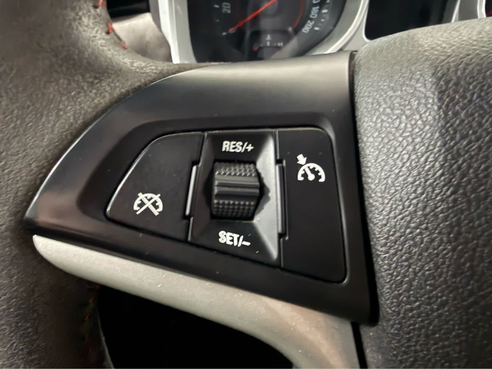 Thumbnail: 2015 Chevrolet Camaro - 18