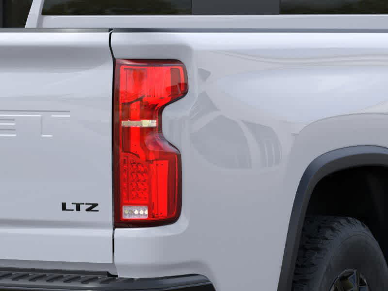 Thumbnail: 2026 Chevrolet Silverado 3500 - 11