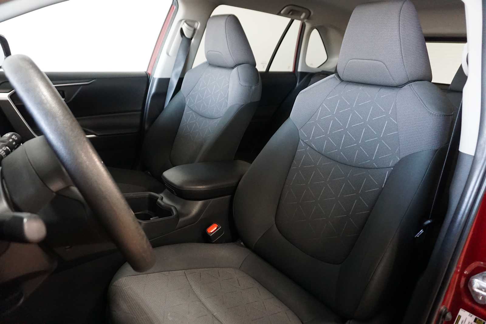 Thumbnail: 2023 Toyota RAV4 - 15