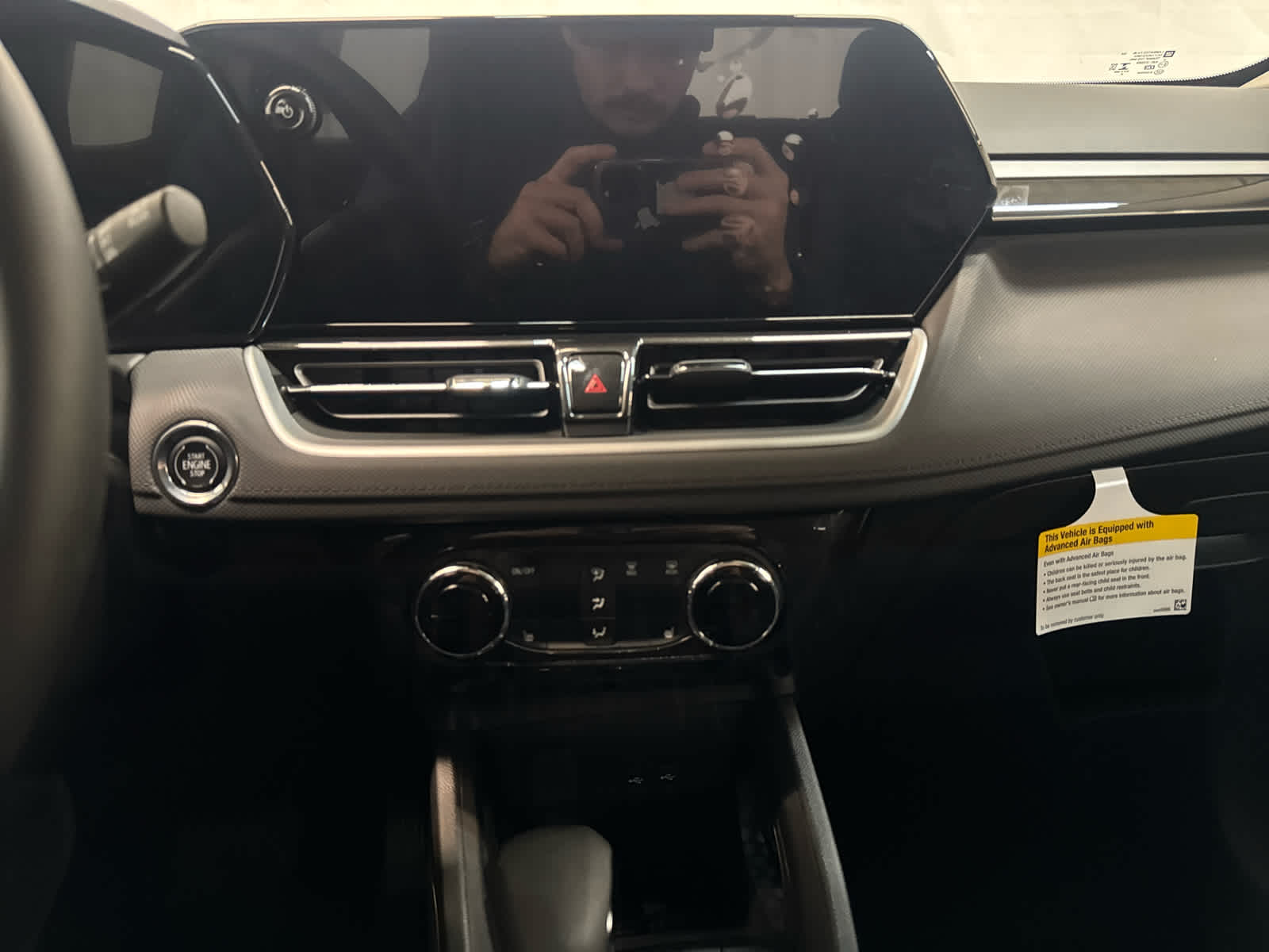 Thumbnail: 2025 Chevrolet TrailBlazer - 17