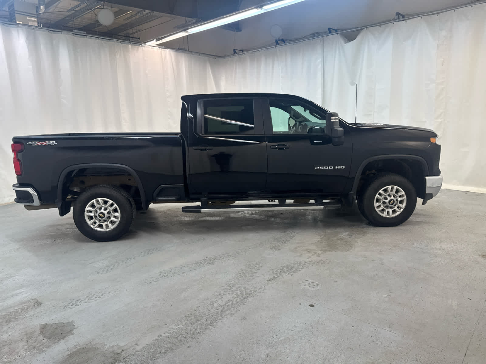 Thumbnail: 2025 Chevrolet Silverado 2500 - 6