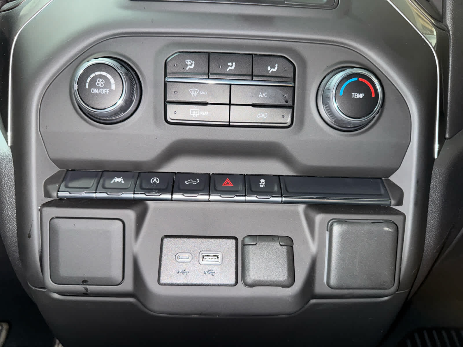 Thumbnail: 2025 Chevrolet Silverado 1500 - 20