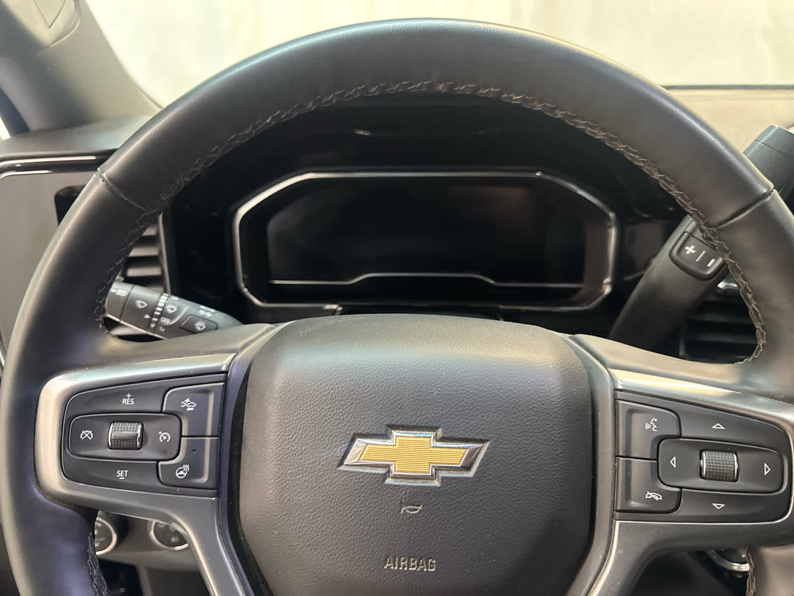 Thumbnail: 2025 Chevrolet Silverado 2500 - 16