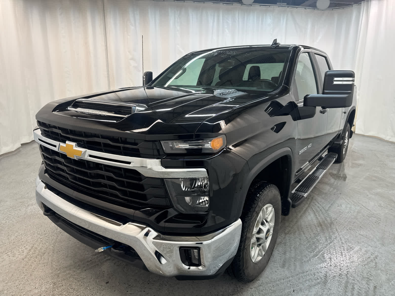 Thumbnail: 2025 Chevrolet Silverado 2500 - 1