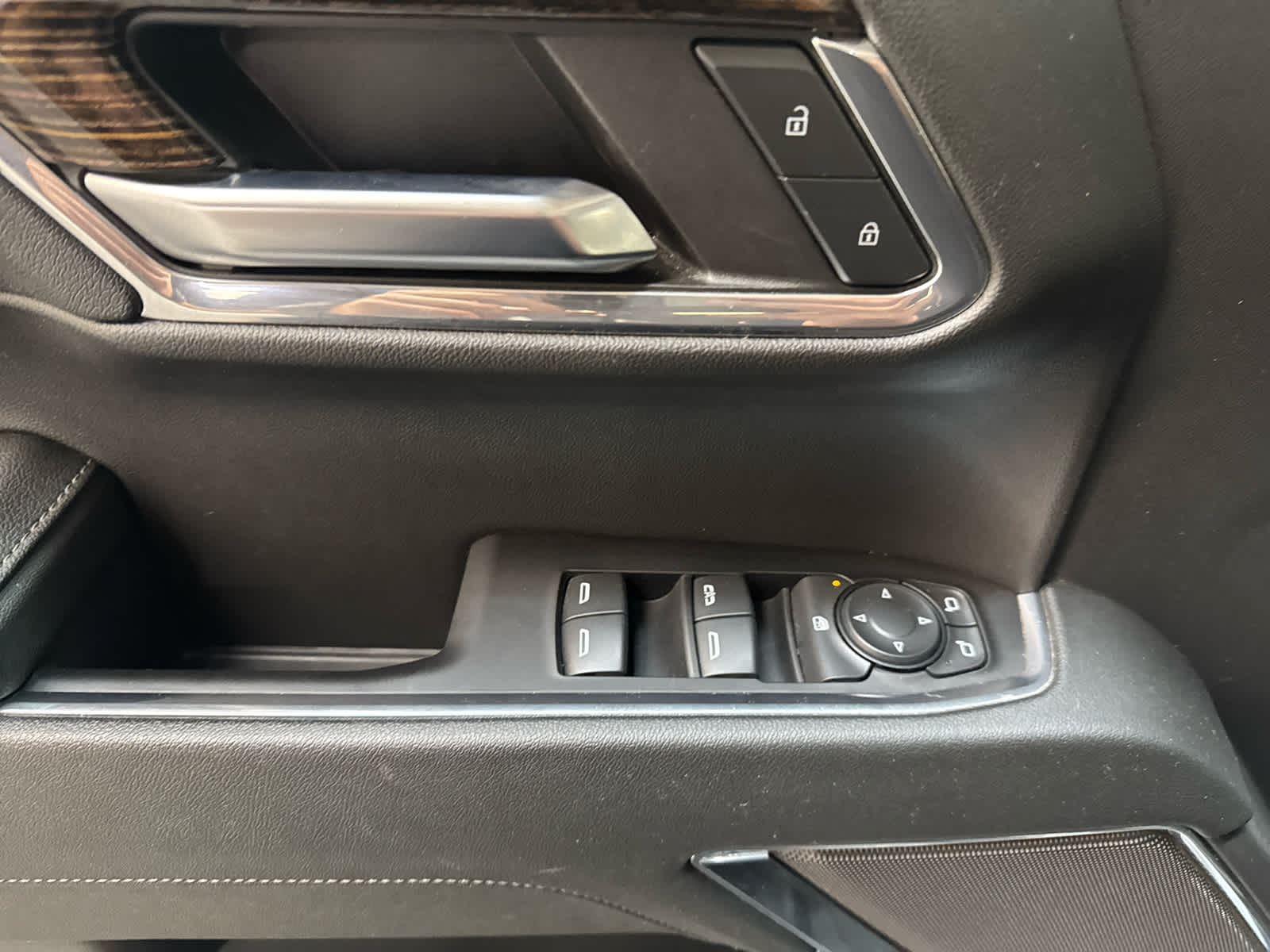 Thumbnail: 2024 GMC Sierra 1500 - 14