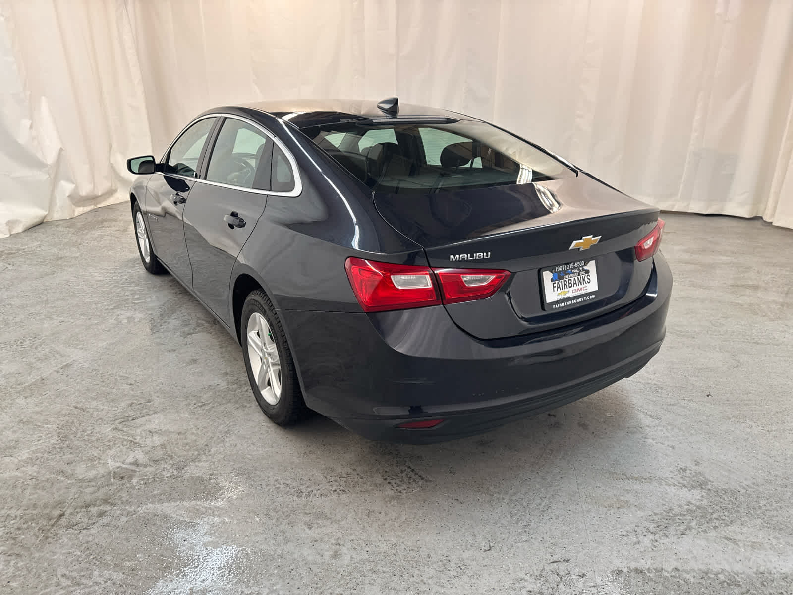 Thumbnail: 2022 Chevrolet Malibu - 3