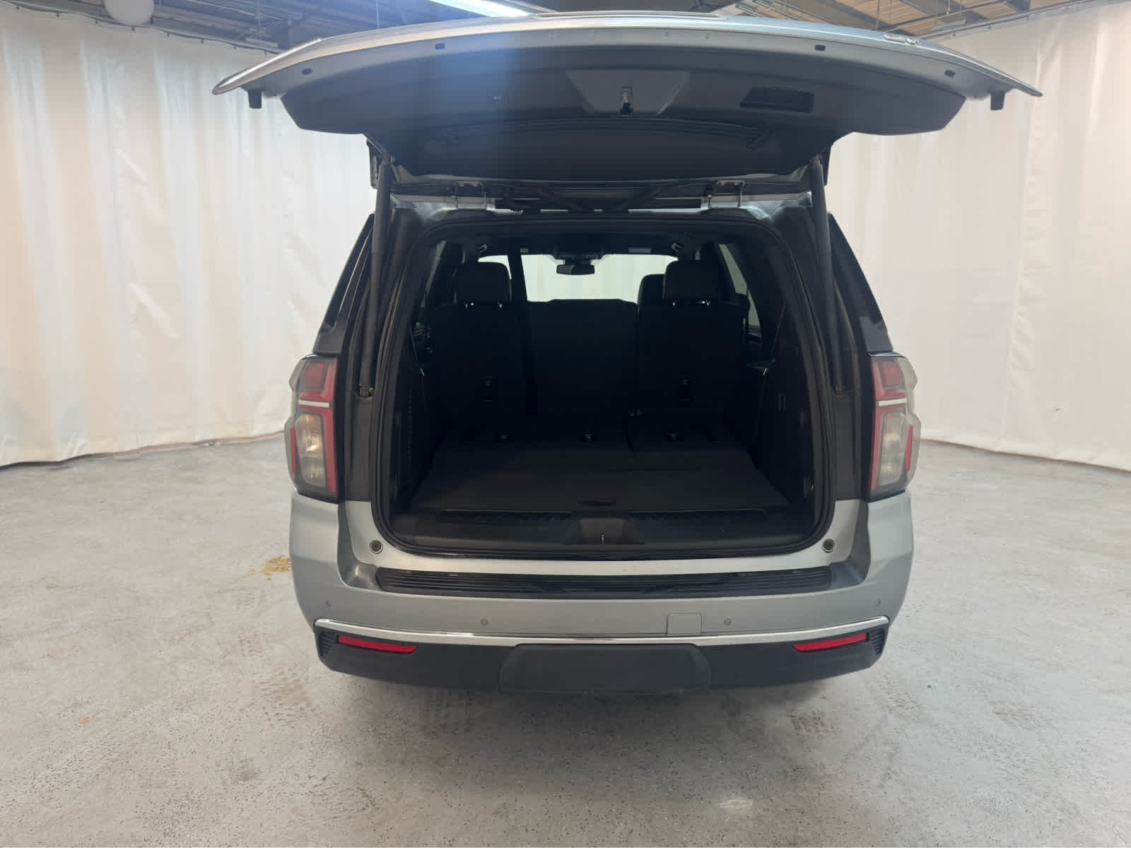 Thumbnail: 2024 Chevrolet Tahoe - 5