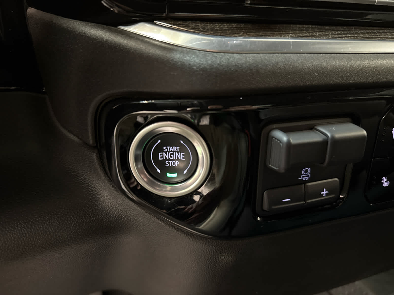 Thumbnail: 2025 Chevrolet Silverado 2500 - 22