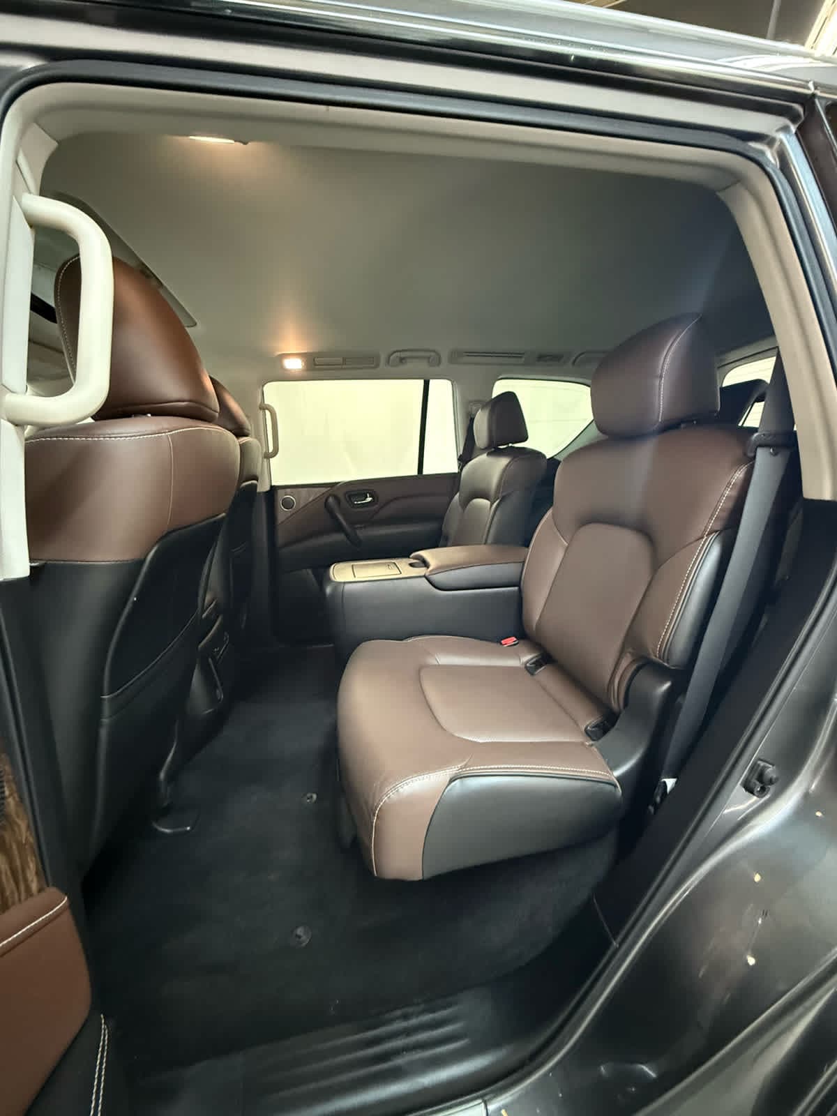 Thumbnail: 2021 INFINITI QX80 - 10