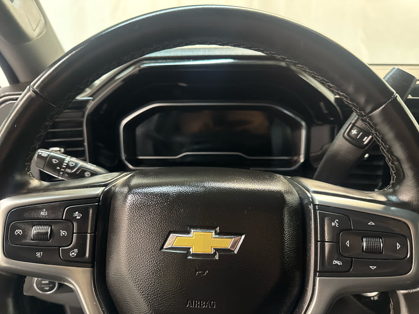 Thumbnail: 2025 Chevrolet Silverado 2500 - 16