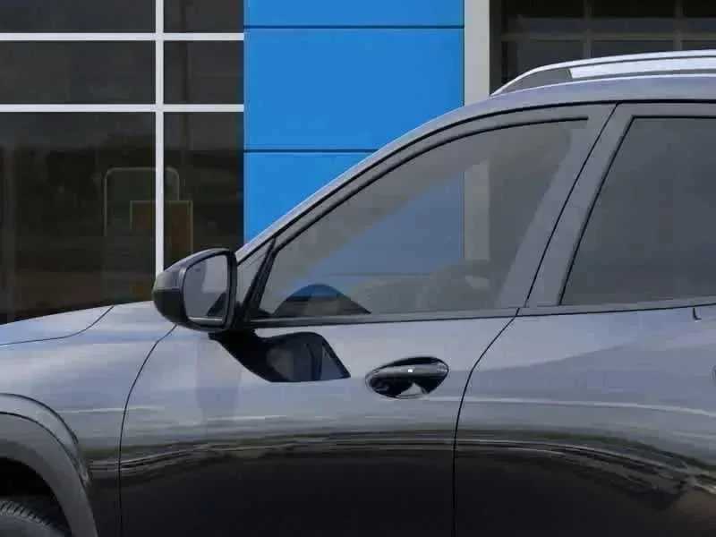 Thumbnail: 2026 Chevrolet Trax - 9