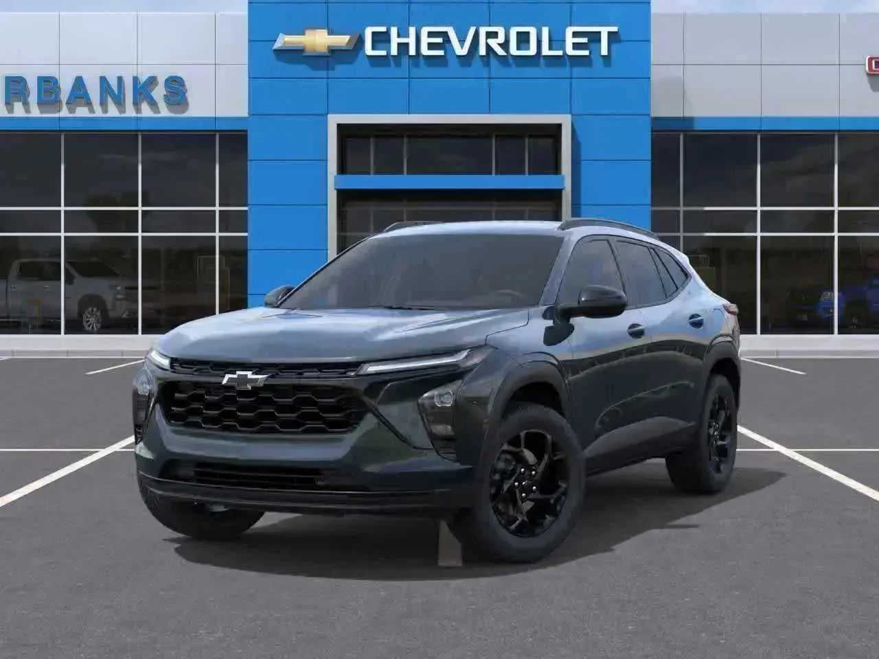 Thumbnail: 2026 Chevrolet Trax - 3