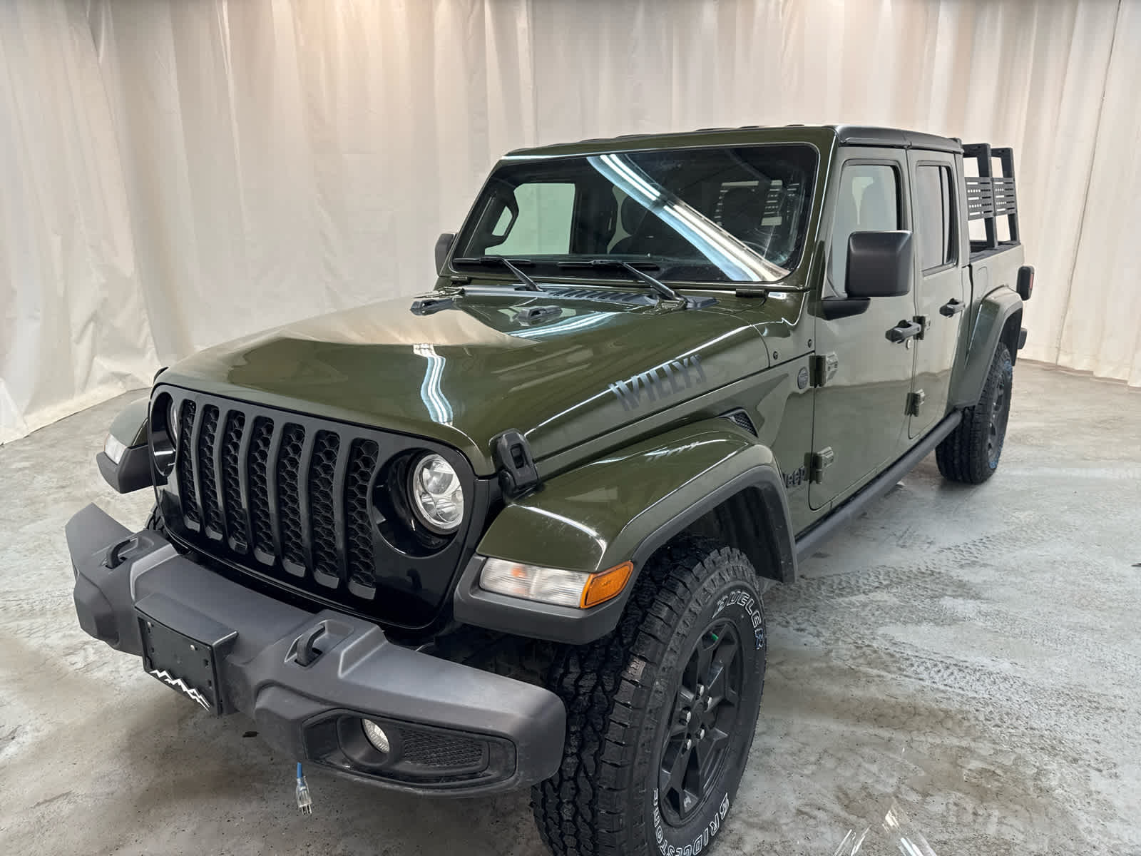 2022 Jeep Gladiator WILLYS's photo