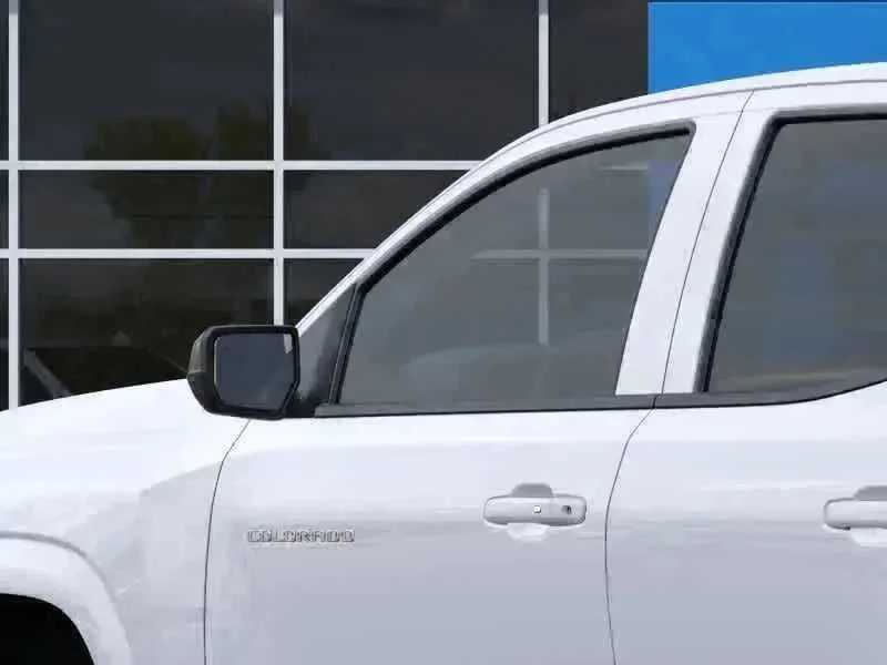 Thumbnail: 2026 Chevrolet Colorado - 9