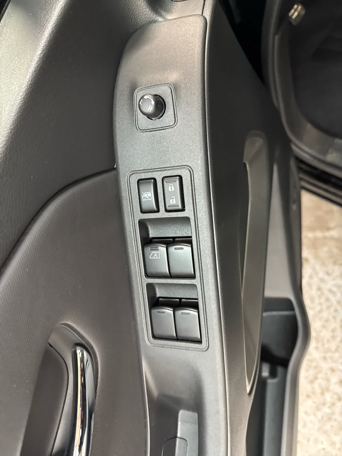 Thumbnail: 2024 Nissan Frontier - 11