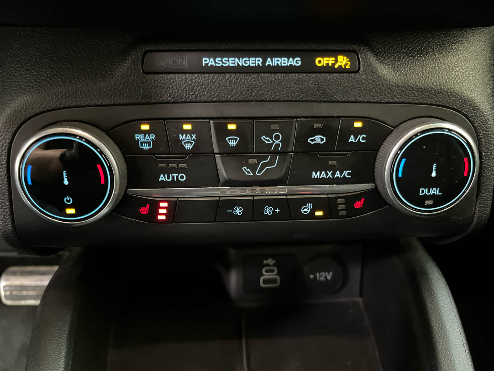 Thumbnail: 2024 Ford Escape - 23