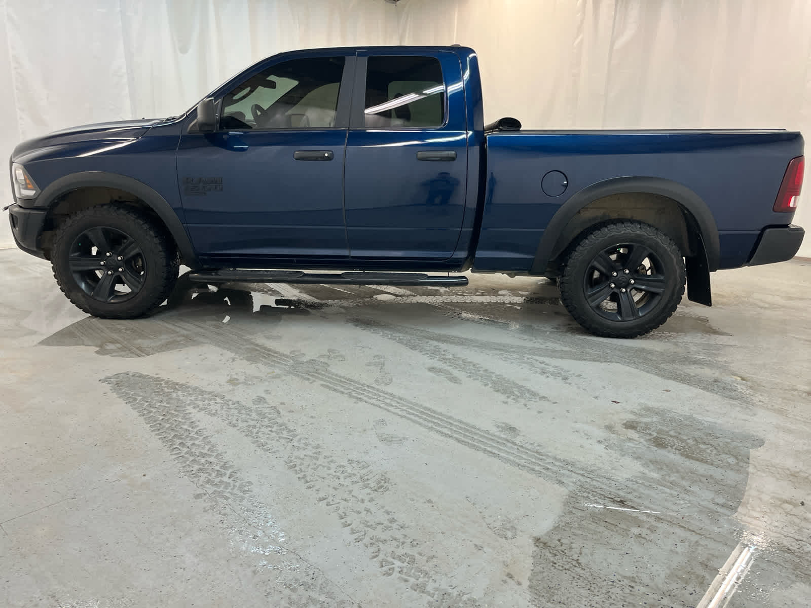 Thumbnail: 2022 RAM 1500 Classic - 2