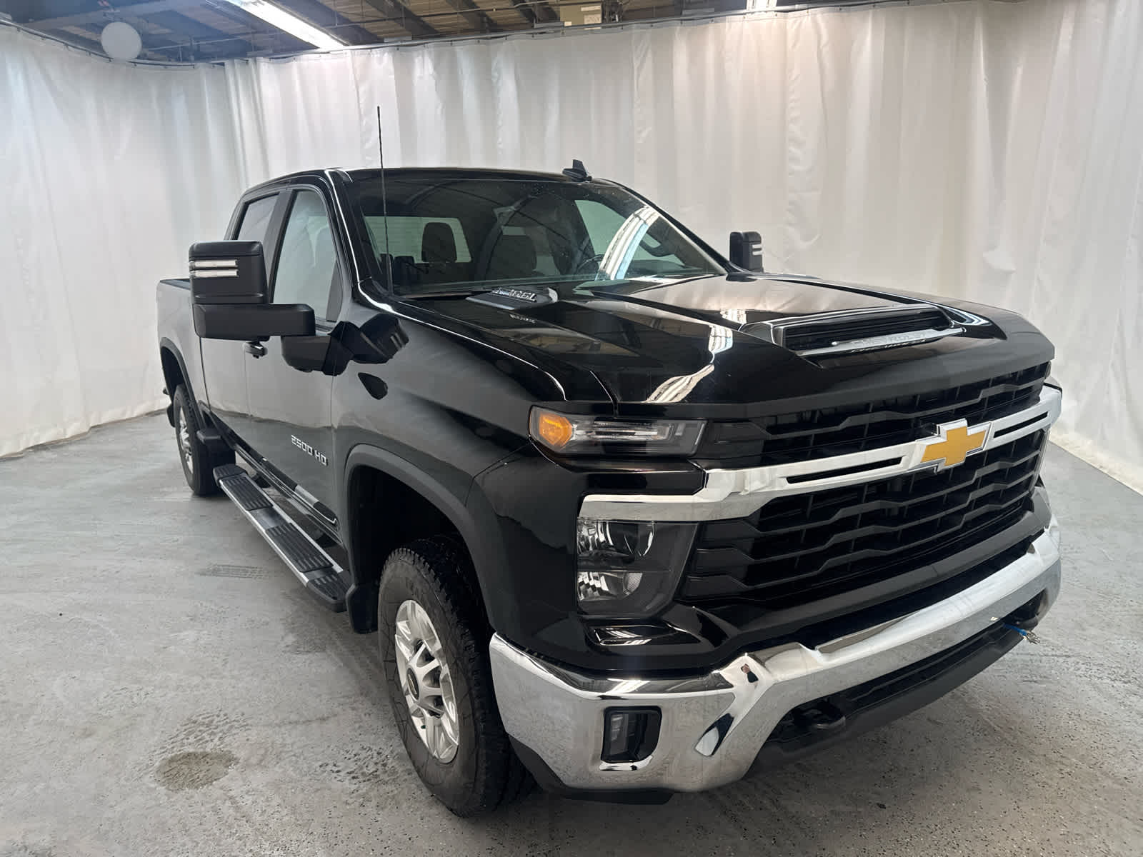 Thumbnail: 2025 Chevrolet Silverado 2500 - 7