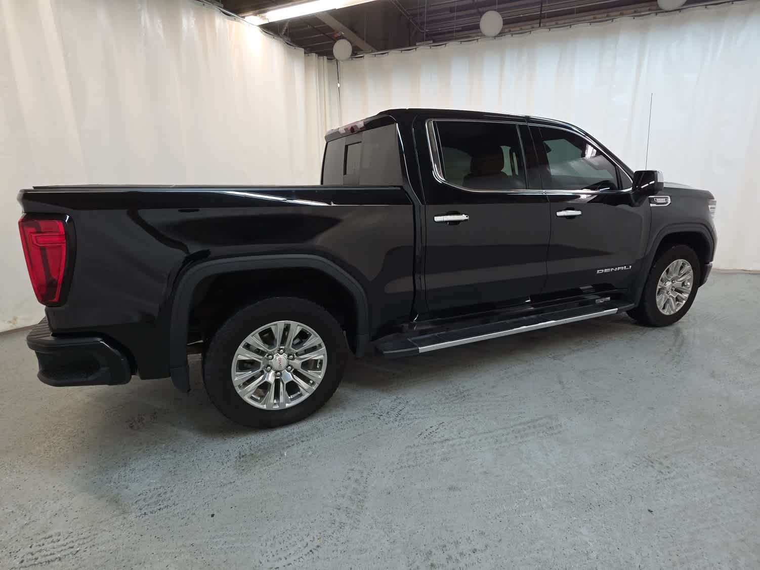 Thumbnail: 2023 GMC Sierra 1500 - 6