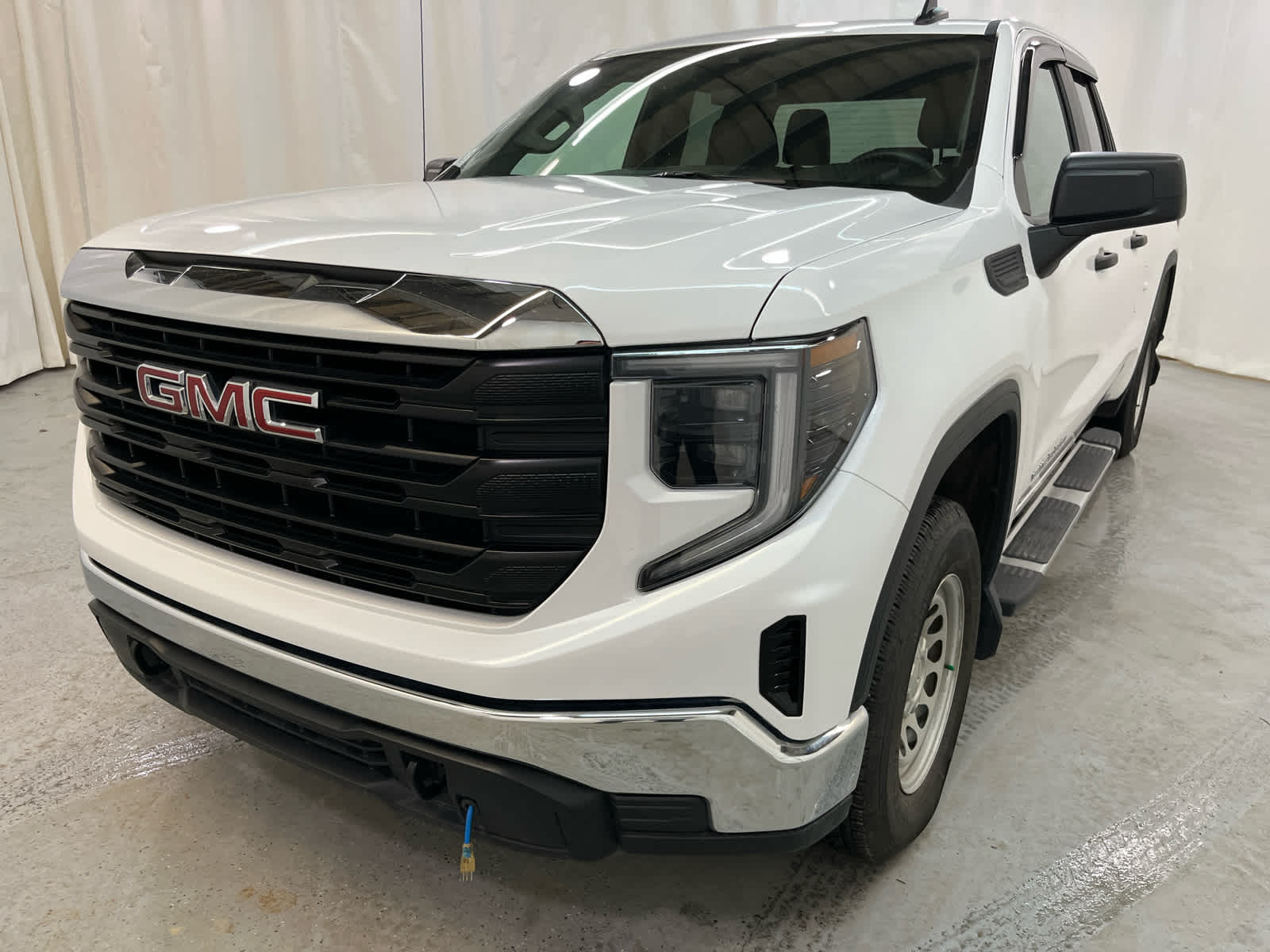 Thumbnail: 2024 GMC Sierra 1500 - 1