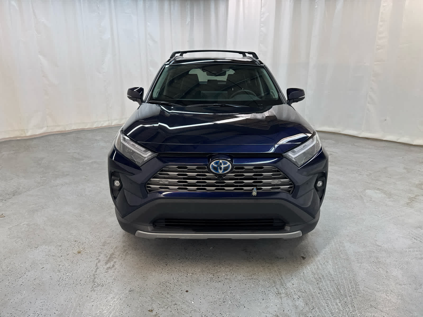Thumbnail: 2023 Toyota RAV4 - 9
