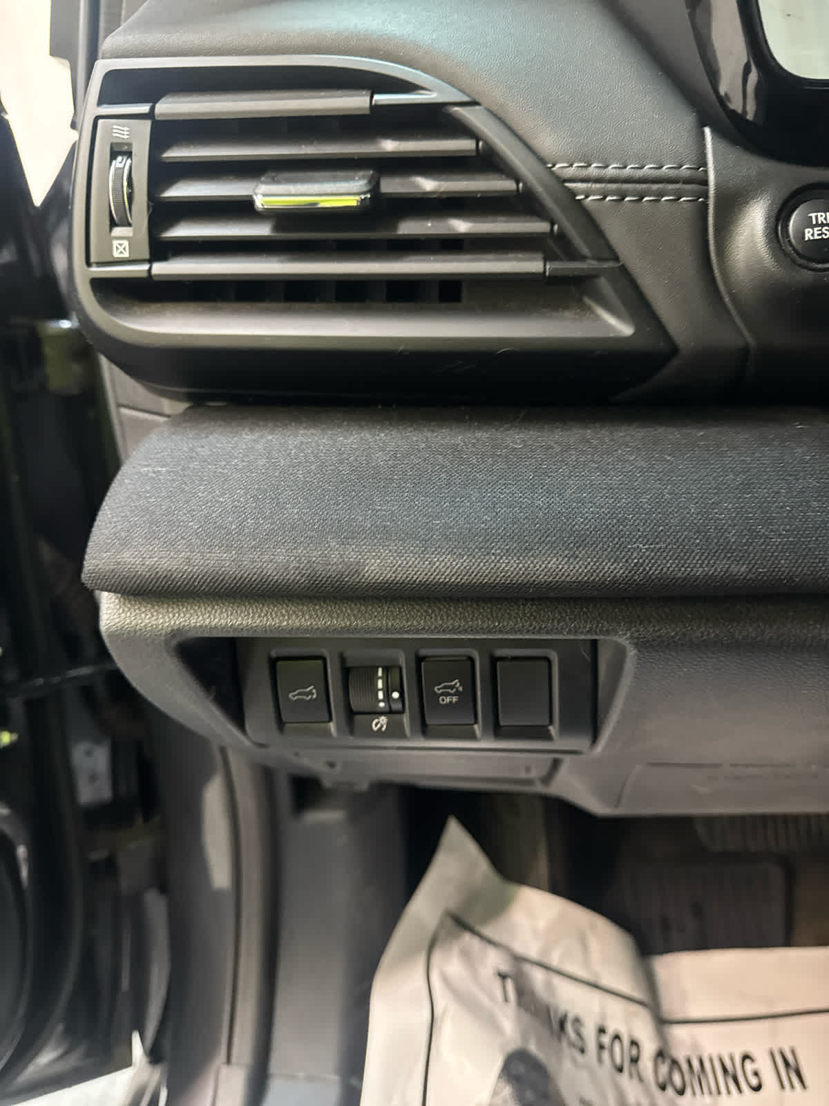 Thumbnail: 2022 Subaru Outback - 17