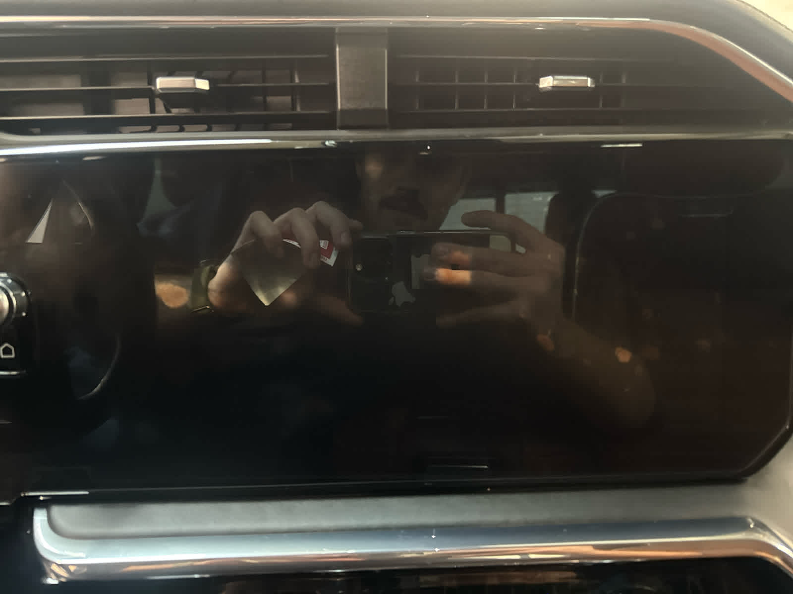 Thumbnail: 2025 GMC Sierra 2500 - 19