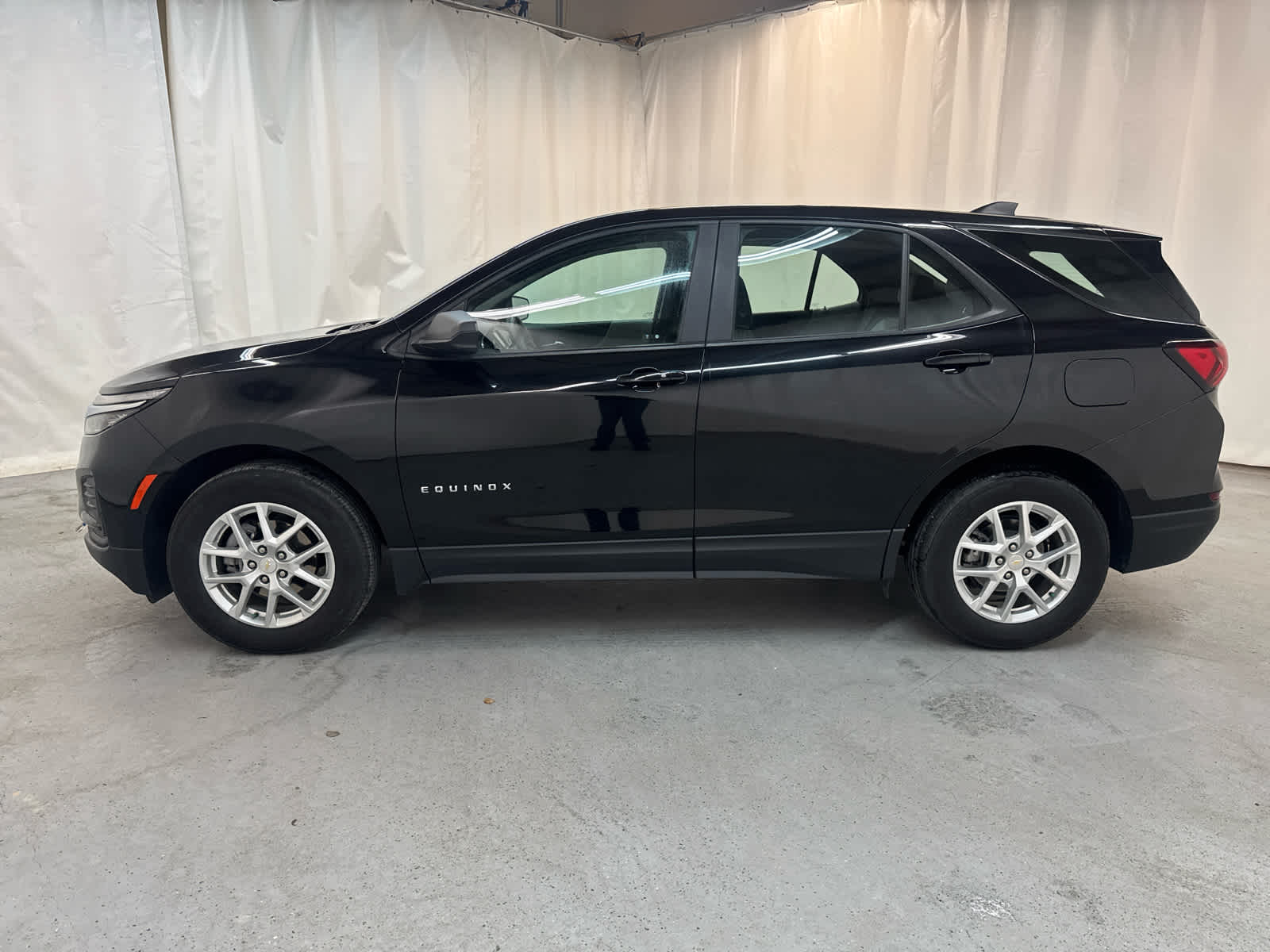 Thumbnail: 2024 Chevrolet Equinox - 2