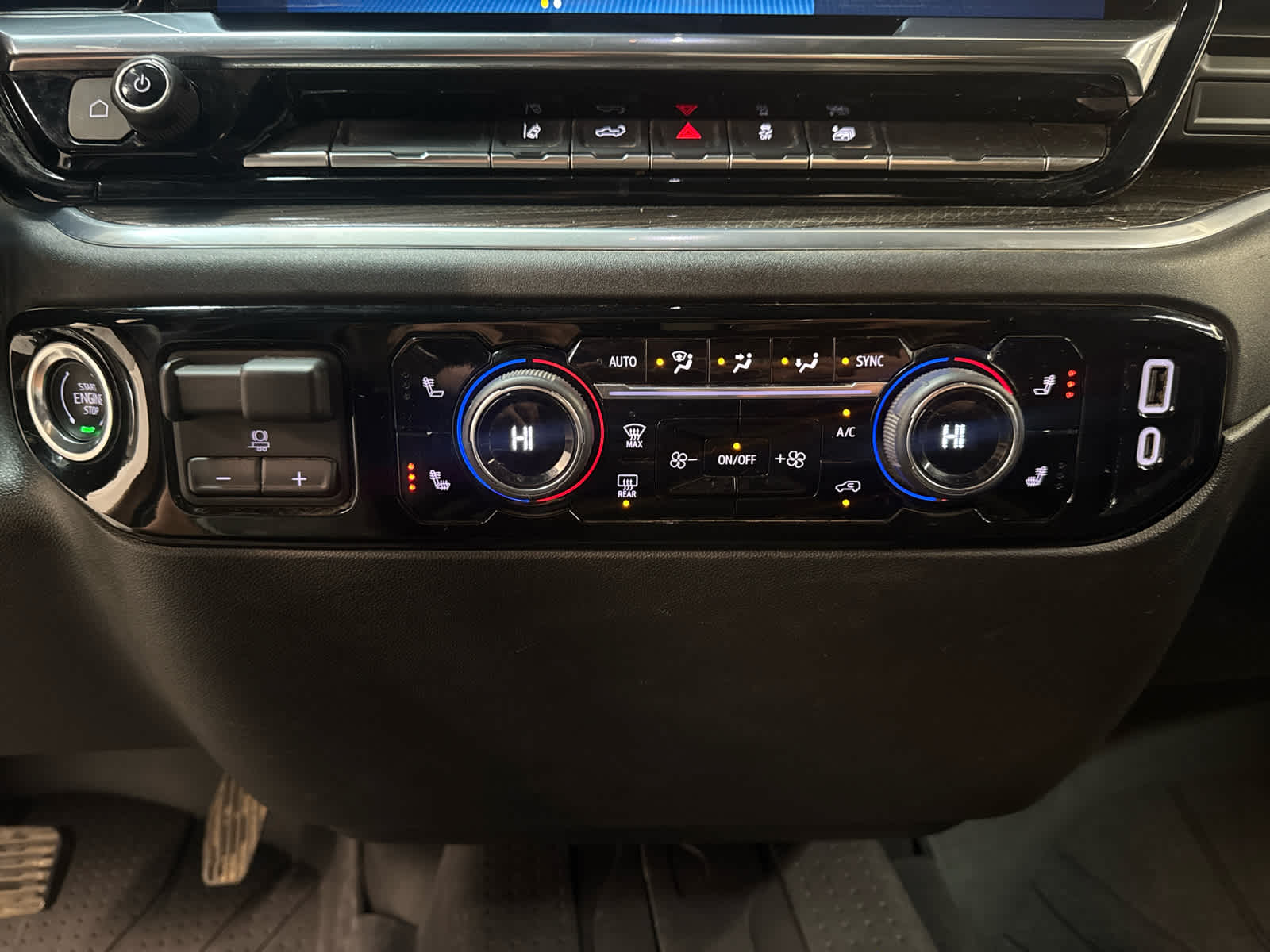 Thumbnail: 2025 Chevrolet Silverado 2500 - 26