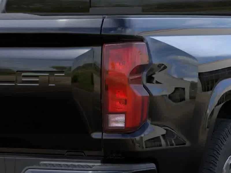 Thumbnail: 2026 Chevrolet Colorado - 22
