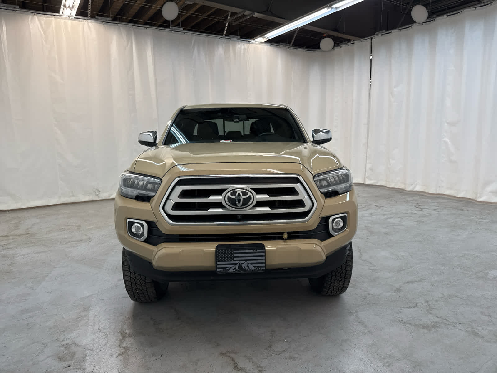 Thumbnail: 2020 Toyota Tacoma - 9