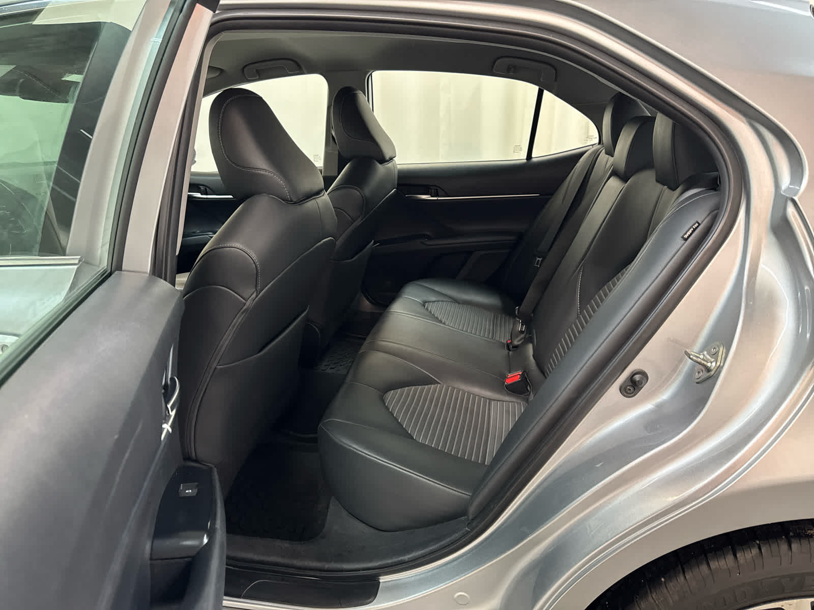 Thumbnail: 2019 Toyota Camry - 11