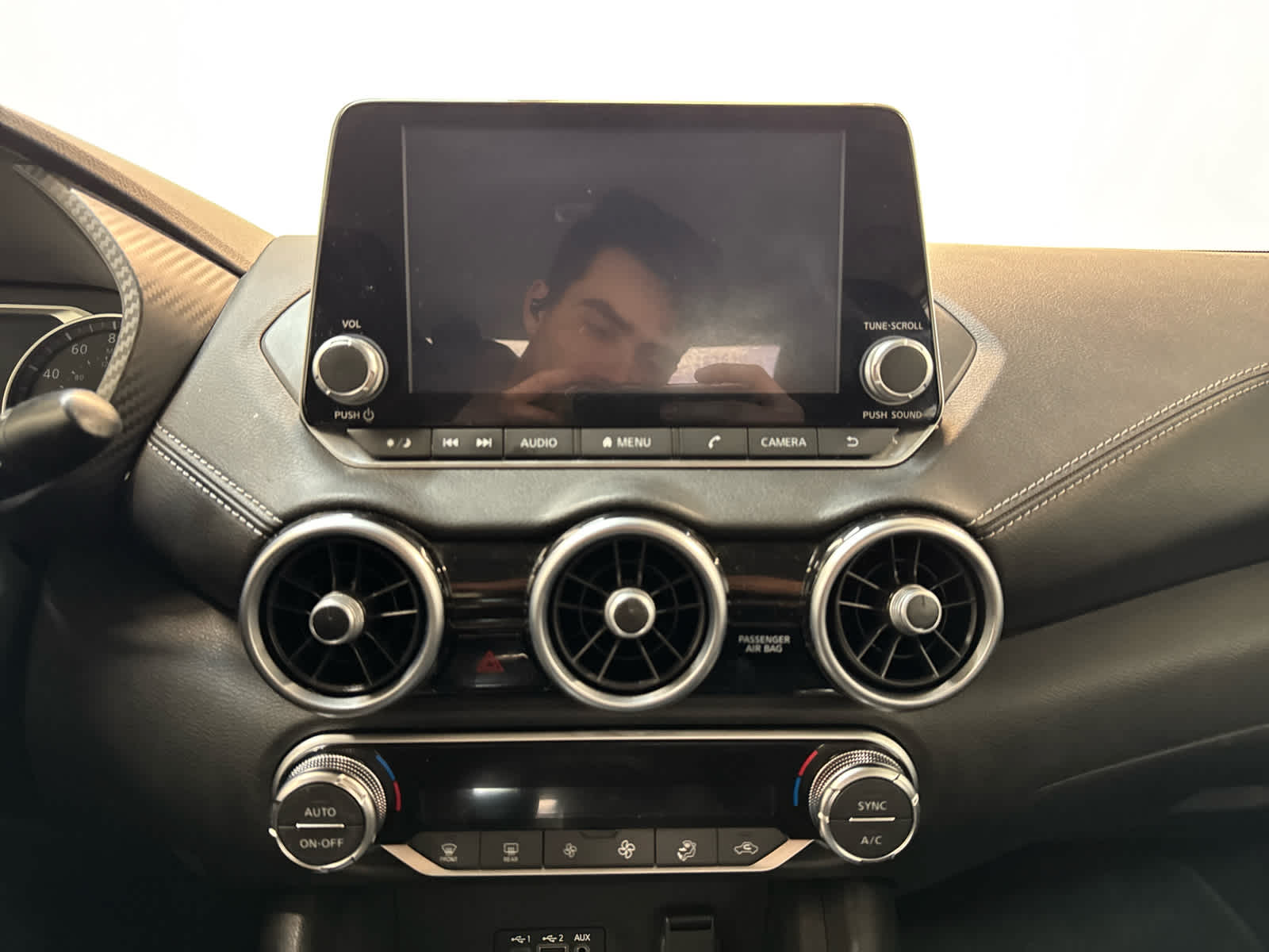 Thumbnail: 2021 Nissan Sentra - 17