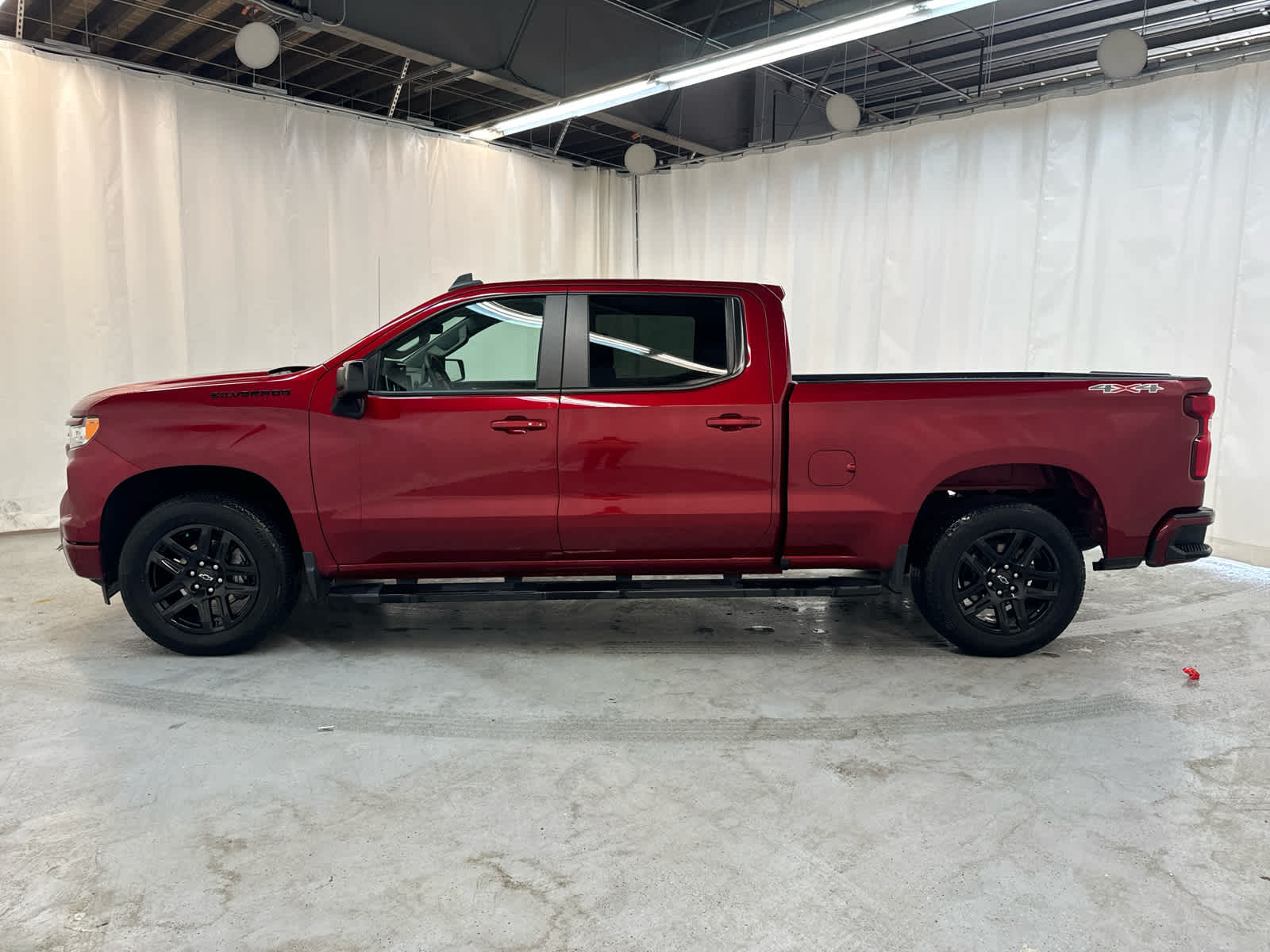 2022 Chevrolet Silverado 1500 RST 2