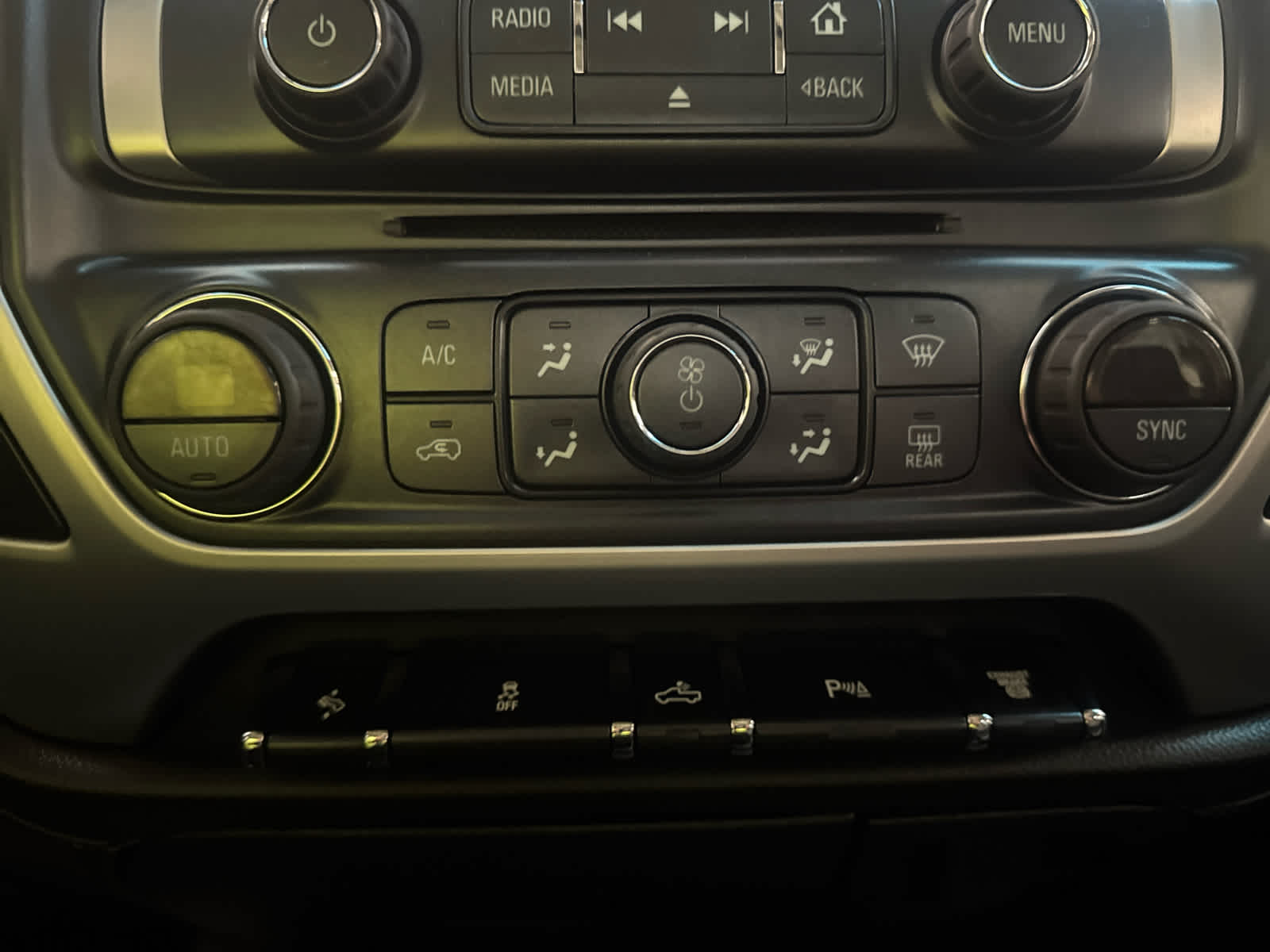 Thumbnail: 2019 GMC Sierra 2500 - 20