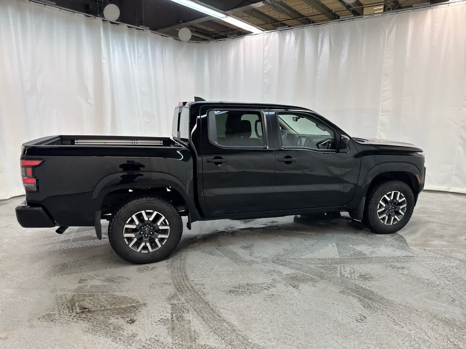 Thumbnail: 2024 Nissan Frontier - 7