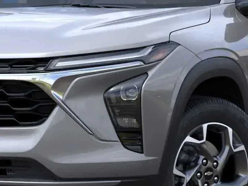 Thumbnail: 2026 Chevrolet Trax - 10