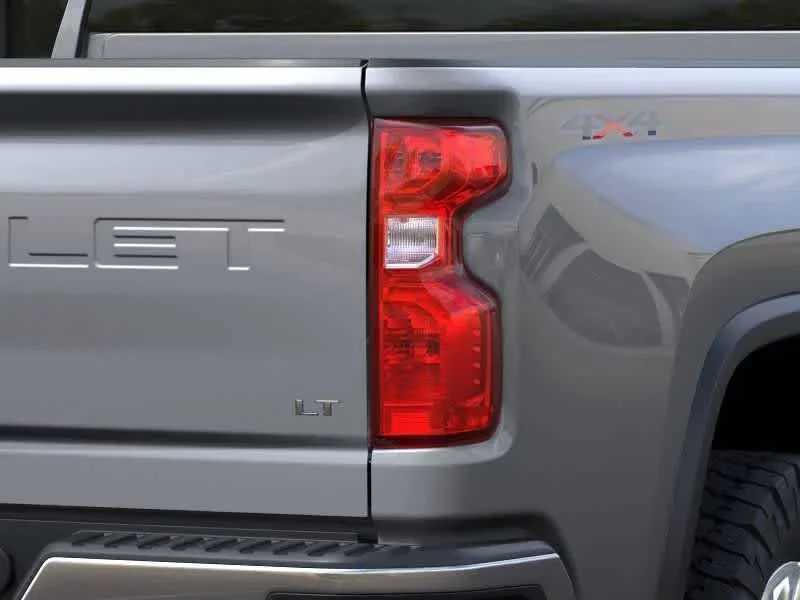 Thumbnail: 2026 Chevrolet Silverado 2500 - 10