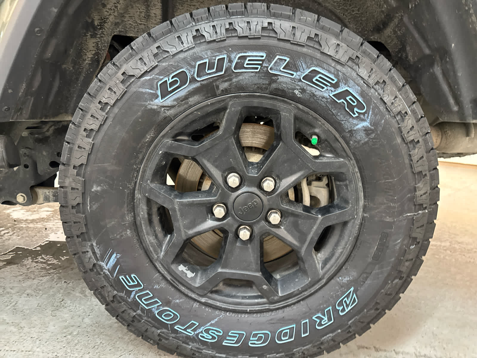 Thumbnail: 2022 Jeep Gladiator - 9