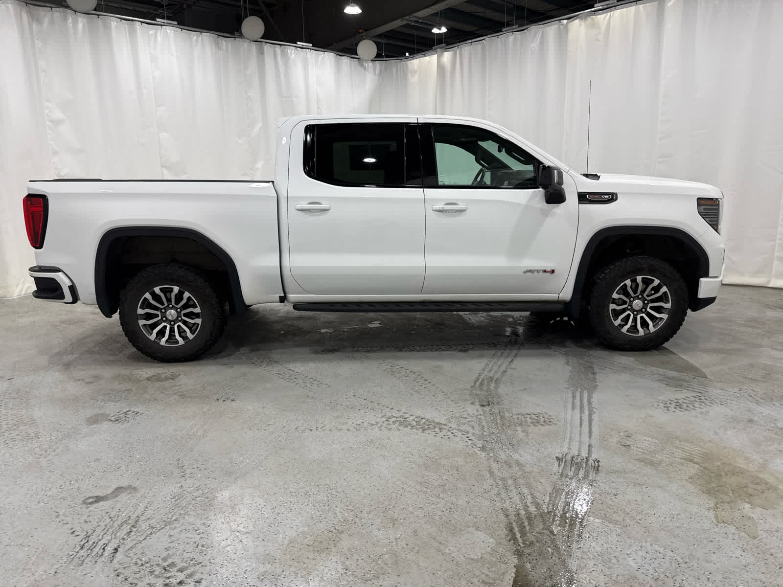 Thumbnail: 2023 GMC Sierra 1500 - 5