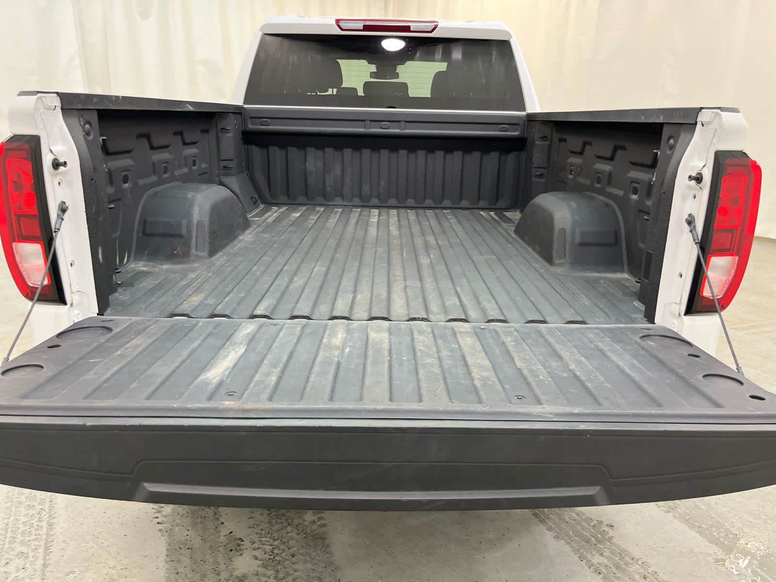 Thumbnail: 2024 GMC Sierra 1500 - 9